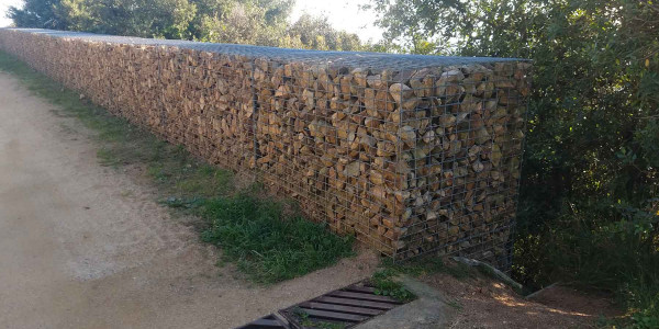 Sondeos geológicos para taludes en el Gironès